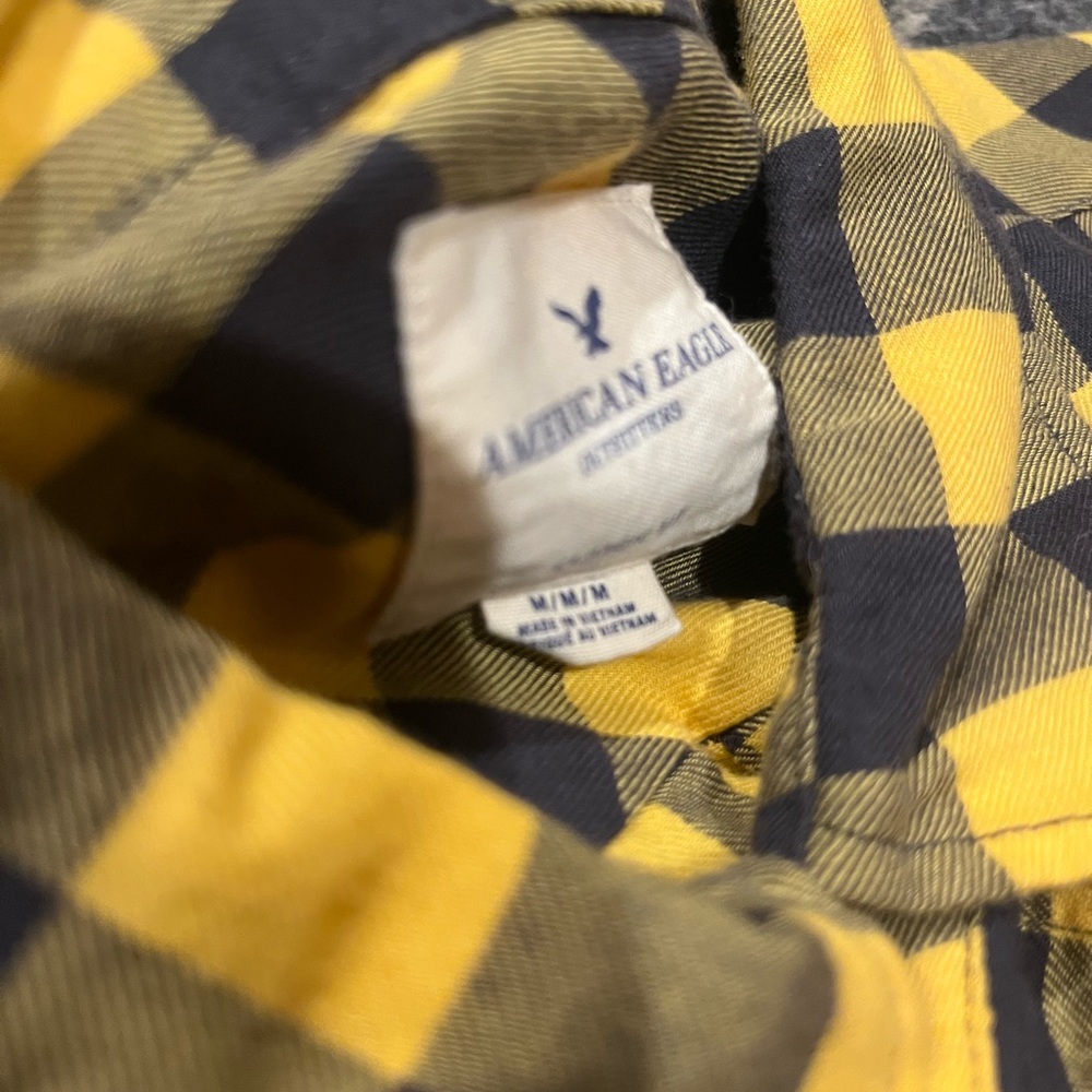 American eagle button up - Picture 2 of 2